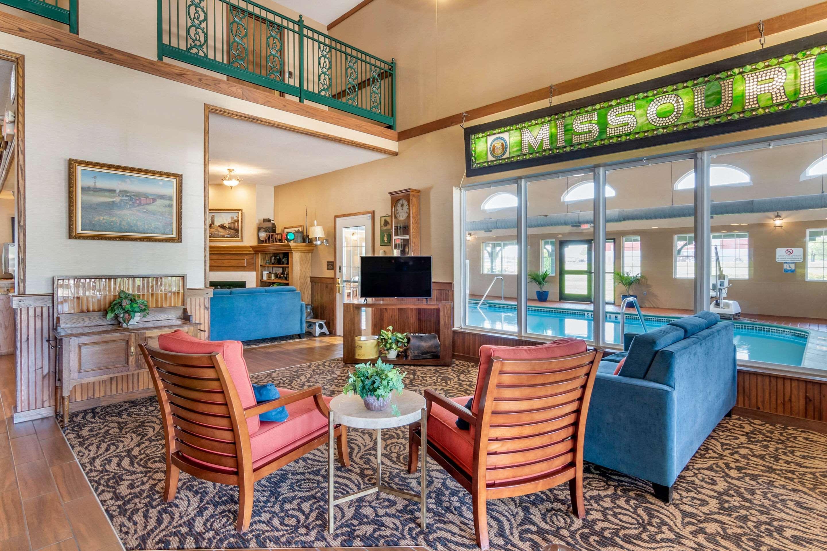 Comfort Inn Sedalia Station Екстер'єр фото