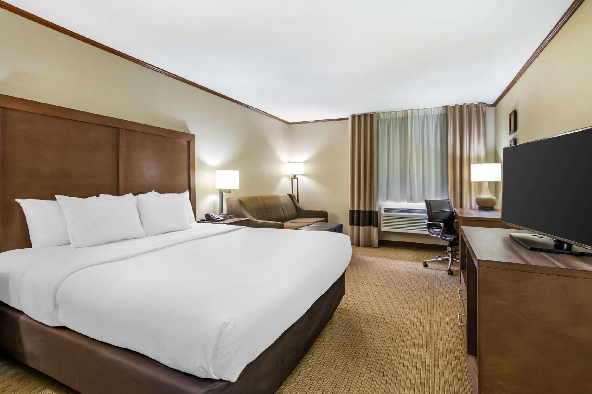 Comfort Inn Sedalia Station Екстер'єр фото